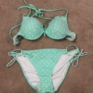 Victoria’s Secret bikini